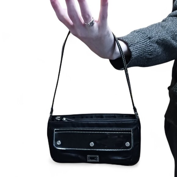 GUESS Vintage Y2K Mini Baguette Black Satin Vegan Patent Leather - Picture 14 of 14